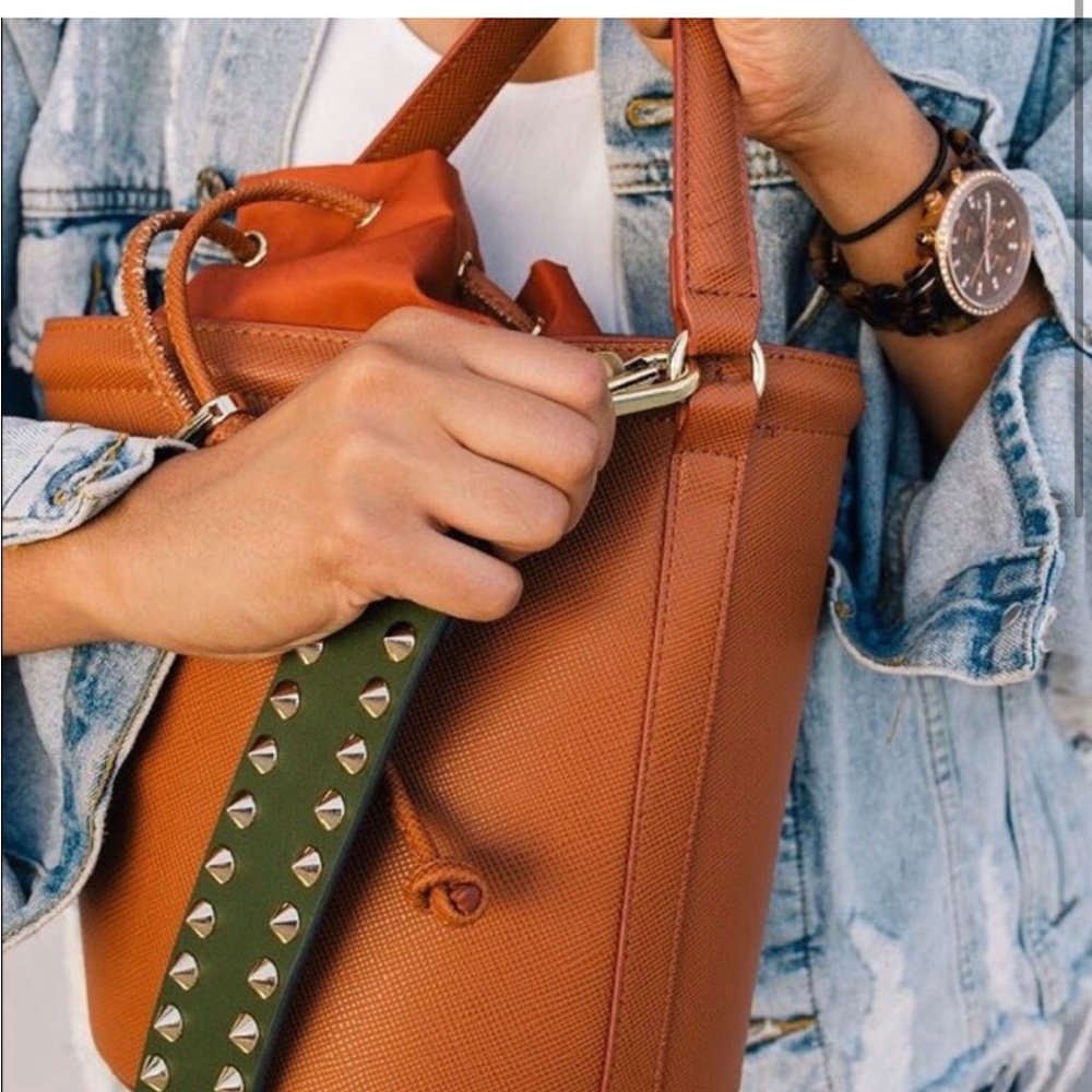 Purse Leather Strap Green Stud